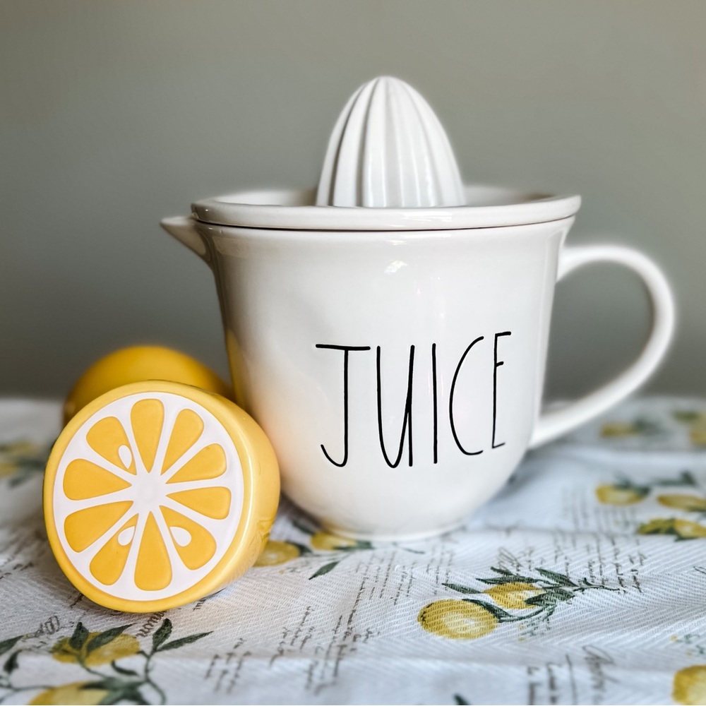 Rae Dunn “Juice” Juicer - NWOT